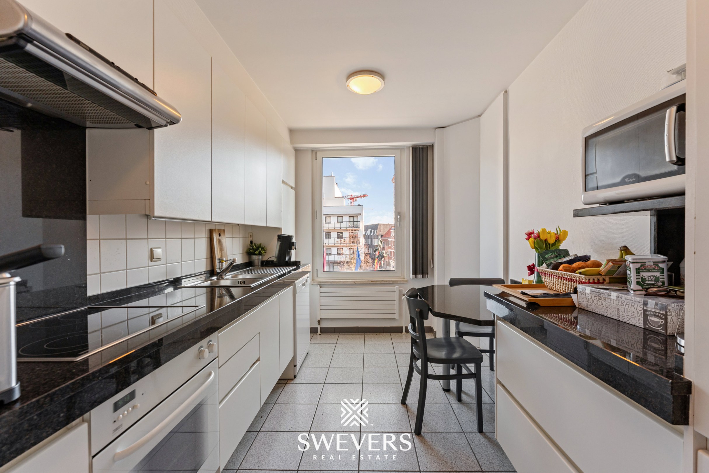 Appartement met 2 slaapkamers en terras op toplocatie aan het Leopoldplein in Hasselt – optionele staanplaatsen beschikbaar - foto 5