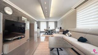 Bij ImmoFusion 7/7 “open huis”: klik op onze 3D-RONDLEIDING.Ervaar vastgoed alsof je er zelf doorloopt en bekijk de virtuele tour!Bij het betreden...