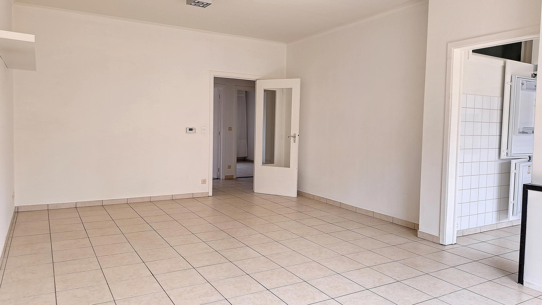 Charmant appartement met 2 slaapkamers te Hasselt! - foto 5