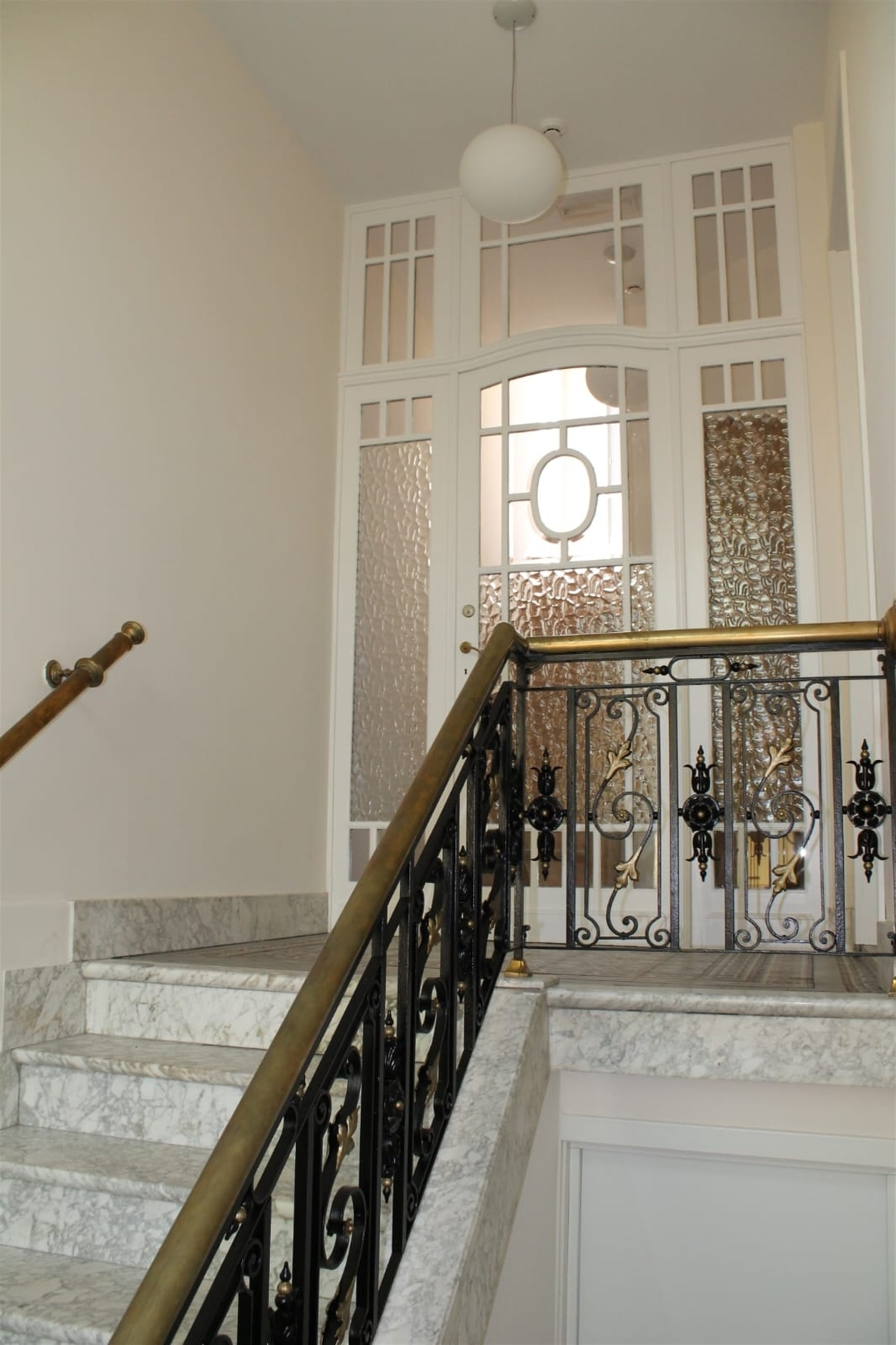 Apartment for rent in Ghent with 2 bedrooms - photo 2