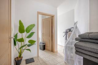 Leopoldsburg: Gezellig gelijkvloers appartement met tuin en 2 slaapkamers – gunstig gelegen nabij het centrum!Ontdek dit mooi gelijkvloers...