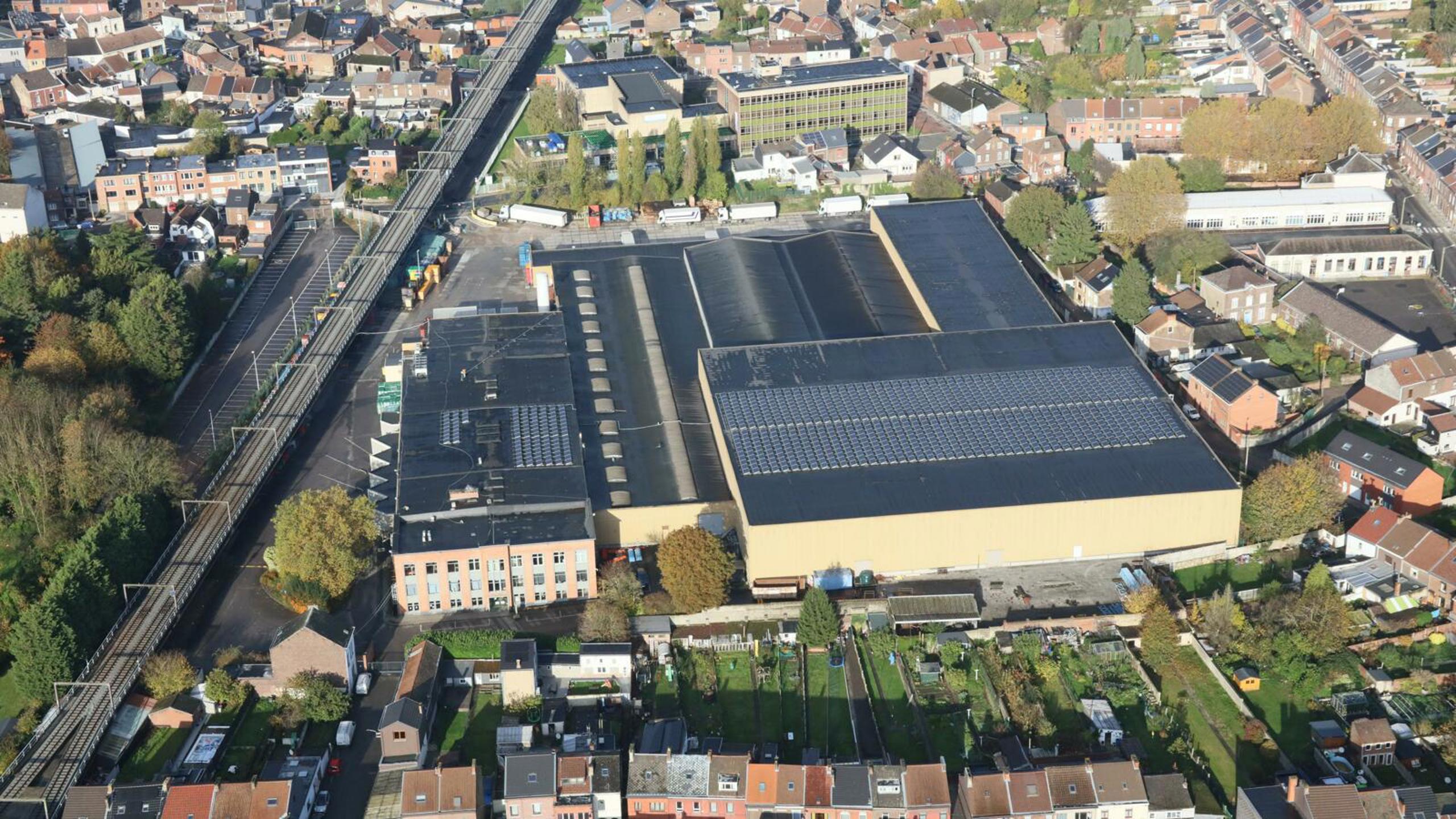 Commercial à louer à Charleroi - photo 4