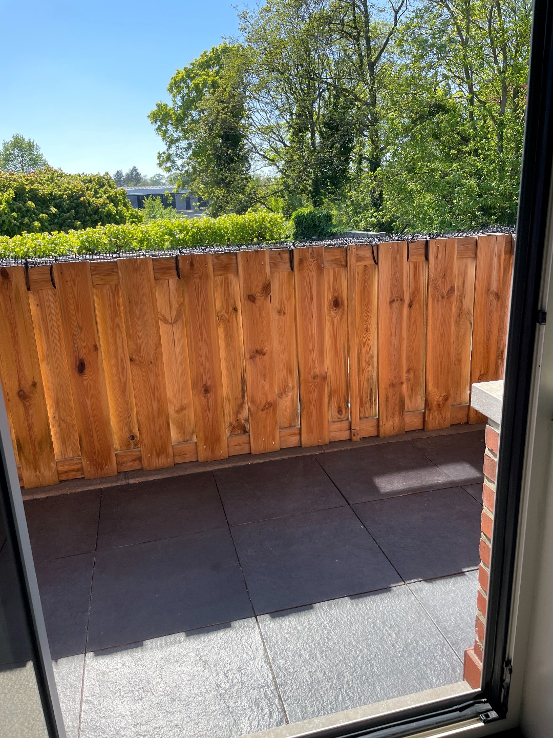 Ruim appartement met terras, 2 slaapkamers in half open bebouwing te Merelbeke centrum. - foto 5