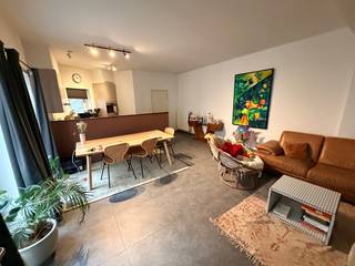 --- NIEUW --- Gezellig gelijkvloers appartement met 2 slaapkamers en terras op wandelafstand van het historisch centrum.👉 BEZOEKMOMENT MAANDAG...