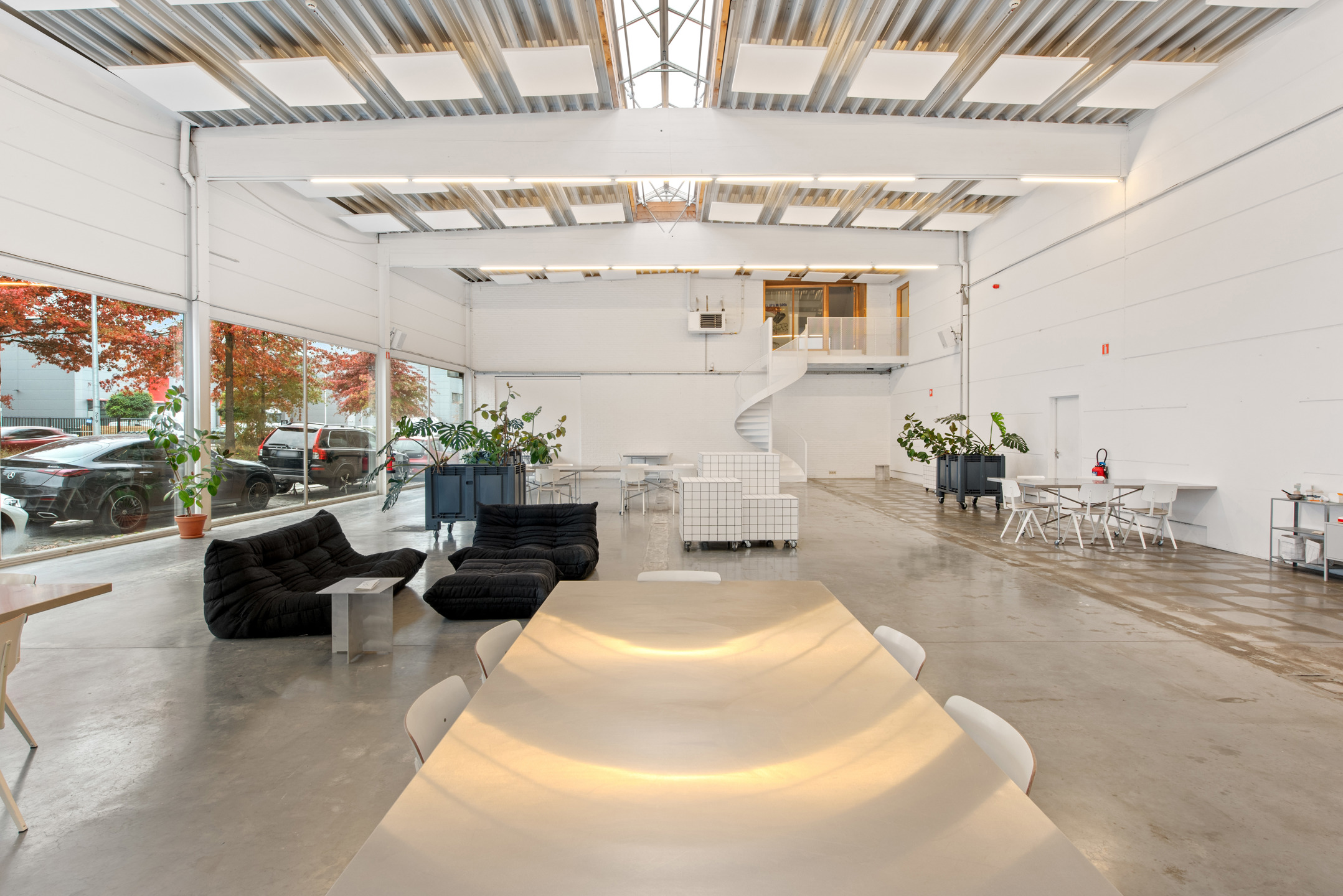 Bedrijfsgebouw te koop op een topligging! - foto 4