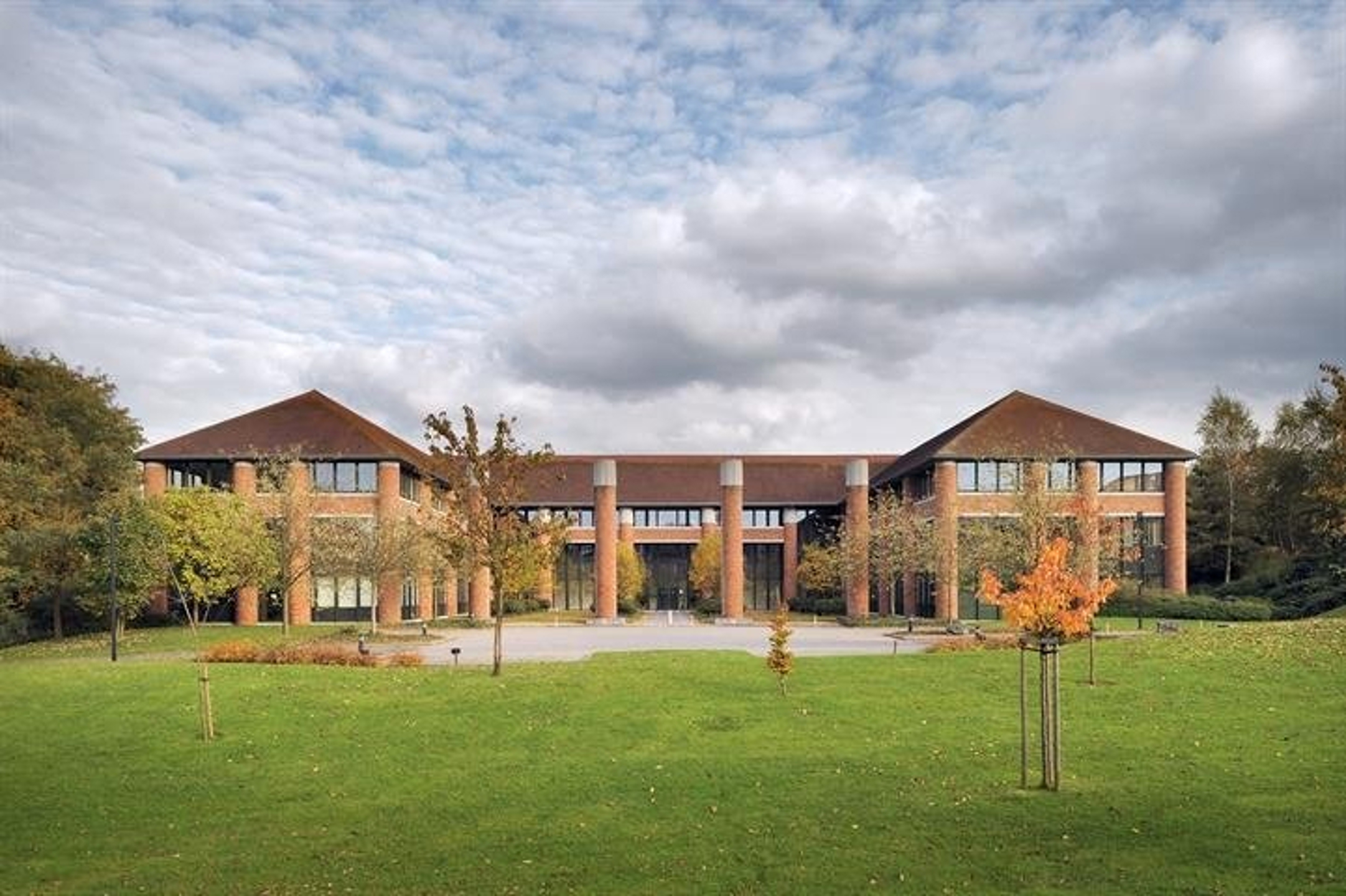 Commercial for rent in Waterloo - photo 4