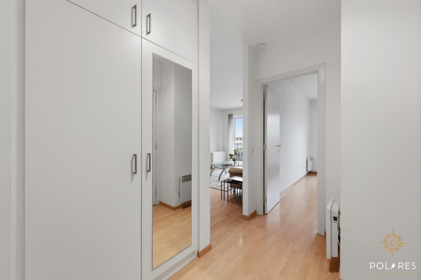 Goed gelegen appartement met terras én parkeerplaats! - foto 5