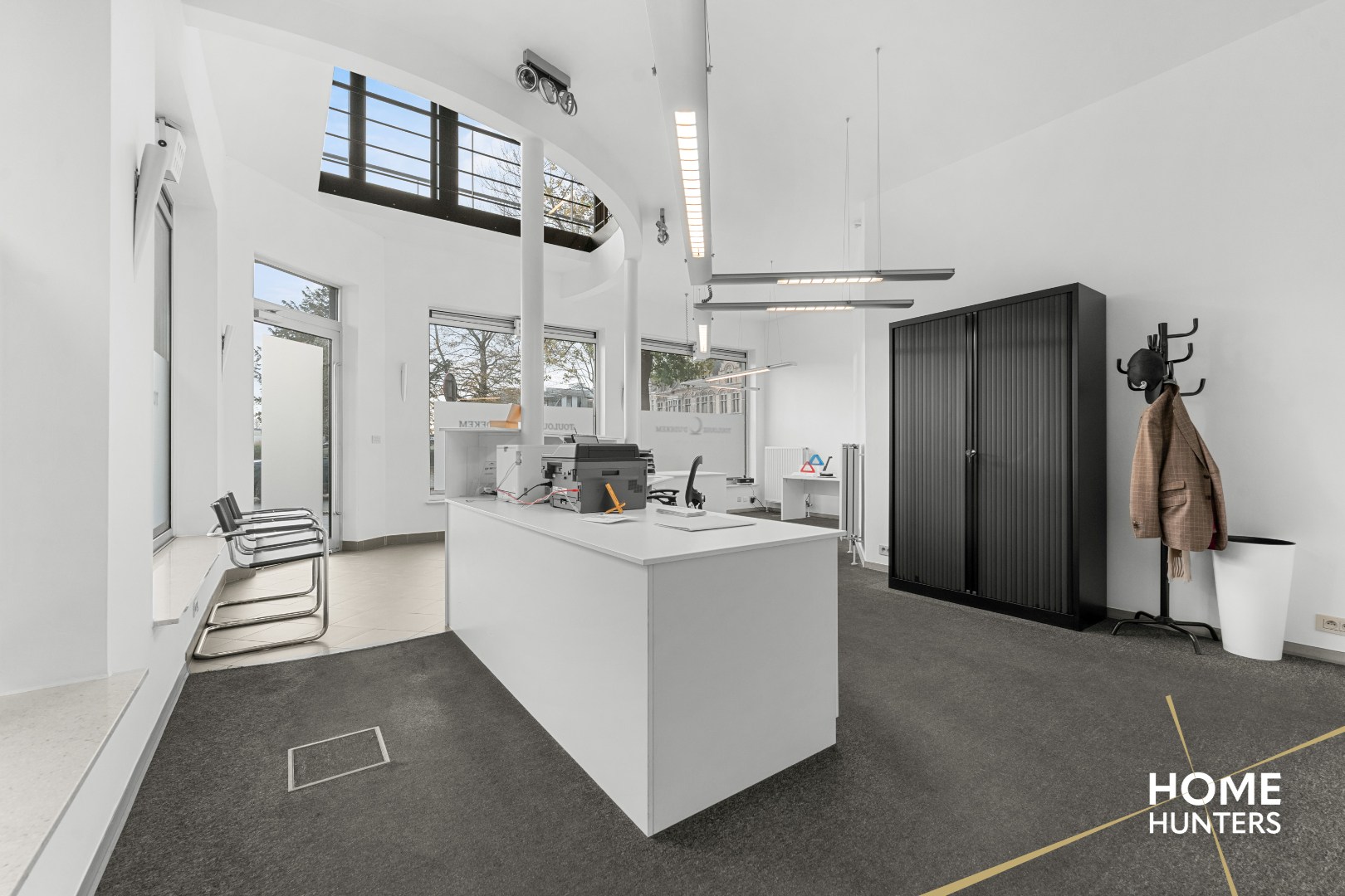 Commercial for rent in Ypres - photo 2