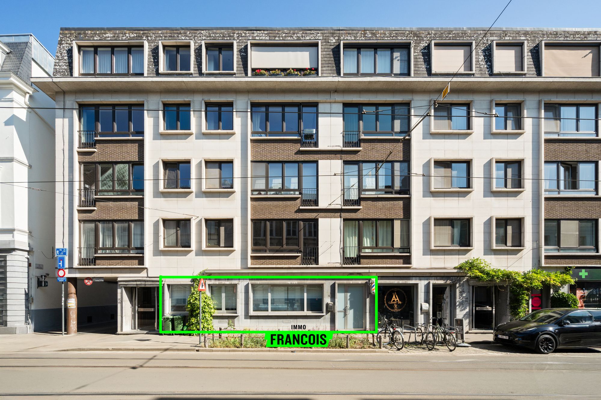 Bijzonder ruim 2-slaapkamerappartement te koop in centrum Gent - foto 1