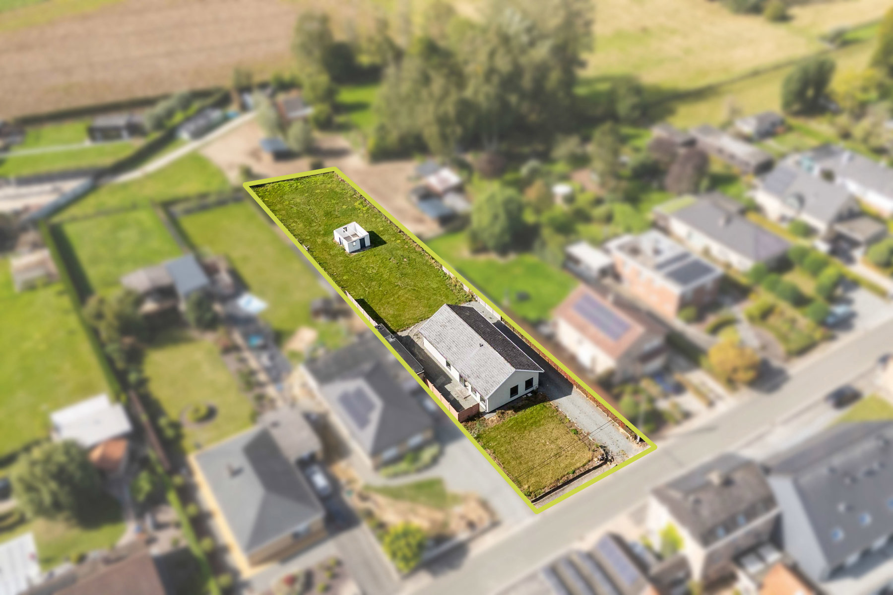 Te renoveren woning met tuin in rustige buurt van Lierde. - foto 1