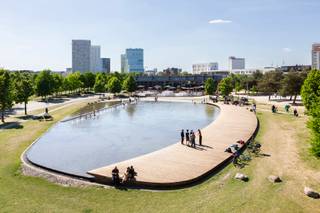 Investeren | Nieuwbouwproject Studentengebouw vlakbij Campussen APDit nieuwbouwproject biedt een modern studentengebouw op een toplocatie, vlakbij de...