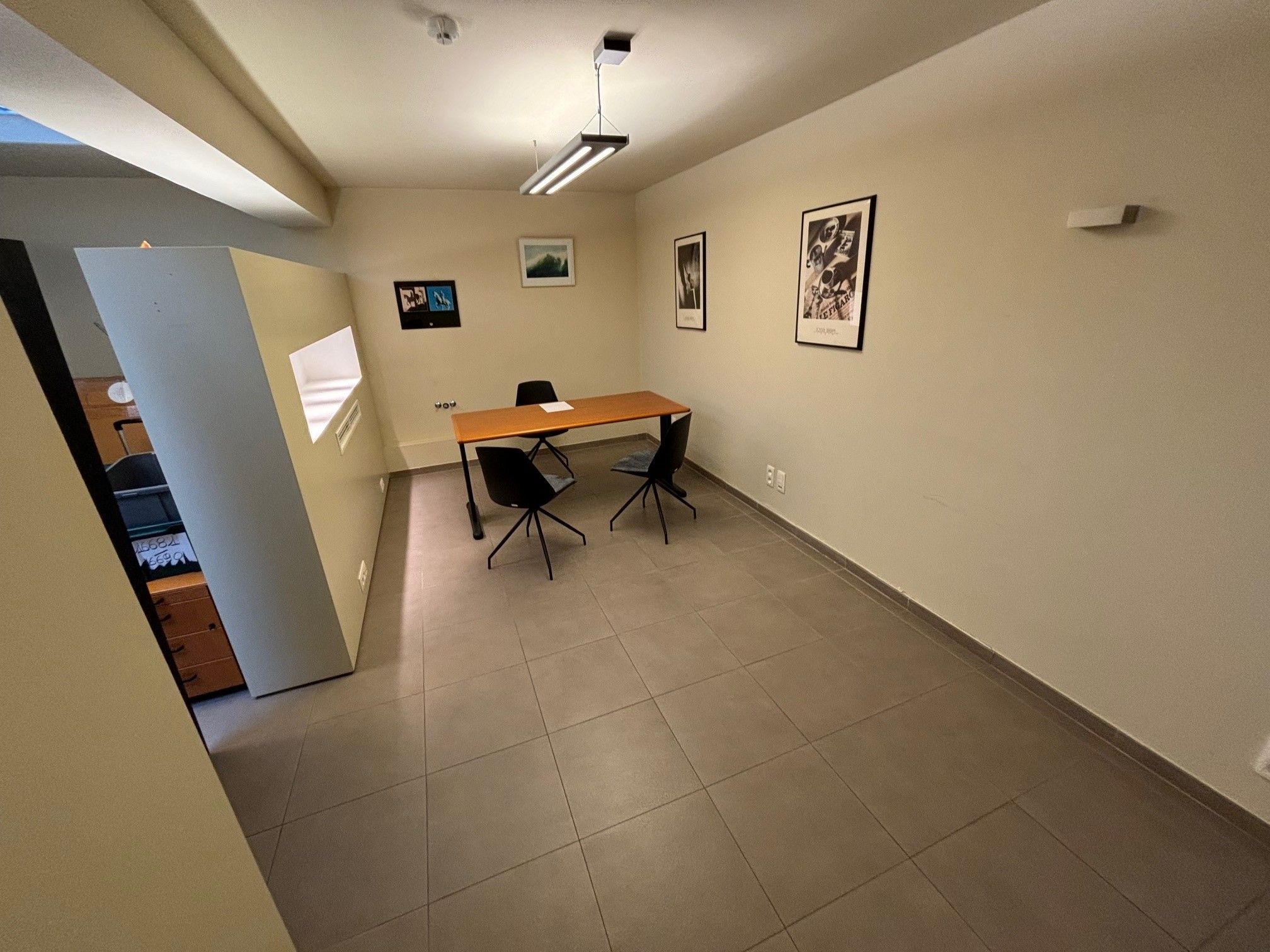 Commercieel pand te koop in de Koninginnelaan te Oostende. - foto 4