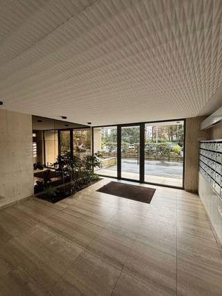 <p>Located at <strong>Avenue Émile Van Becelaere 28A in Watermael-Boitsfort</strong>, this bright <strong>107 m² office space</strong> is situated within a quiet residential property and enjoys a <strong>pleasant green view overlooking a park</strong>.</p>
<p>The office consists of <strong>two large interconnected rooms</strong>, complemented by an annex, a <strong>kitchenette</strong>, and a <strong>restroom</strong>. The space benefits from <strong>two separate entrances</strong> and excellent natural light, making it ideal for a professional activity seeking a calm and comfortable working environment.</p>
<p>The location is very convenient, with <strong>train and public transport connections only a few hundred meters away</strong>. Parking is easy and <strong>free in the surrounding streets</strong>.</p>
<p>The <strong>service charges provision</strong> includes taxes, property tax, co-ownership charges, as well as <strong>water and heating</strong>. Only <strong>electricity consumption</strong> remains at the tenant’s expense.</p>
<p>A <strong>quiet, bright and well-located workspace</strong>, ideal for a liberal profession or a small company.</p>