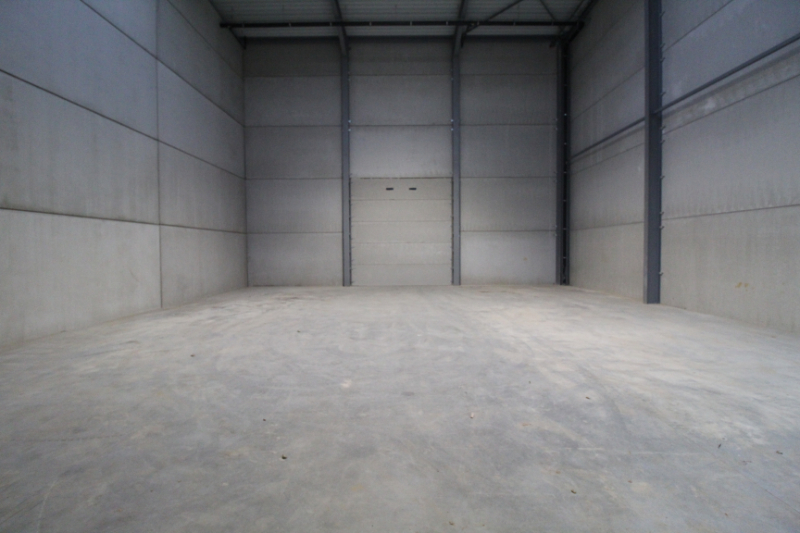 Recente loods van 542m² te huur langs de Diksmuidsesteenweg te Hooglede/Roeselare - foto 3