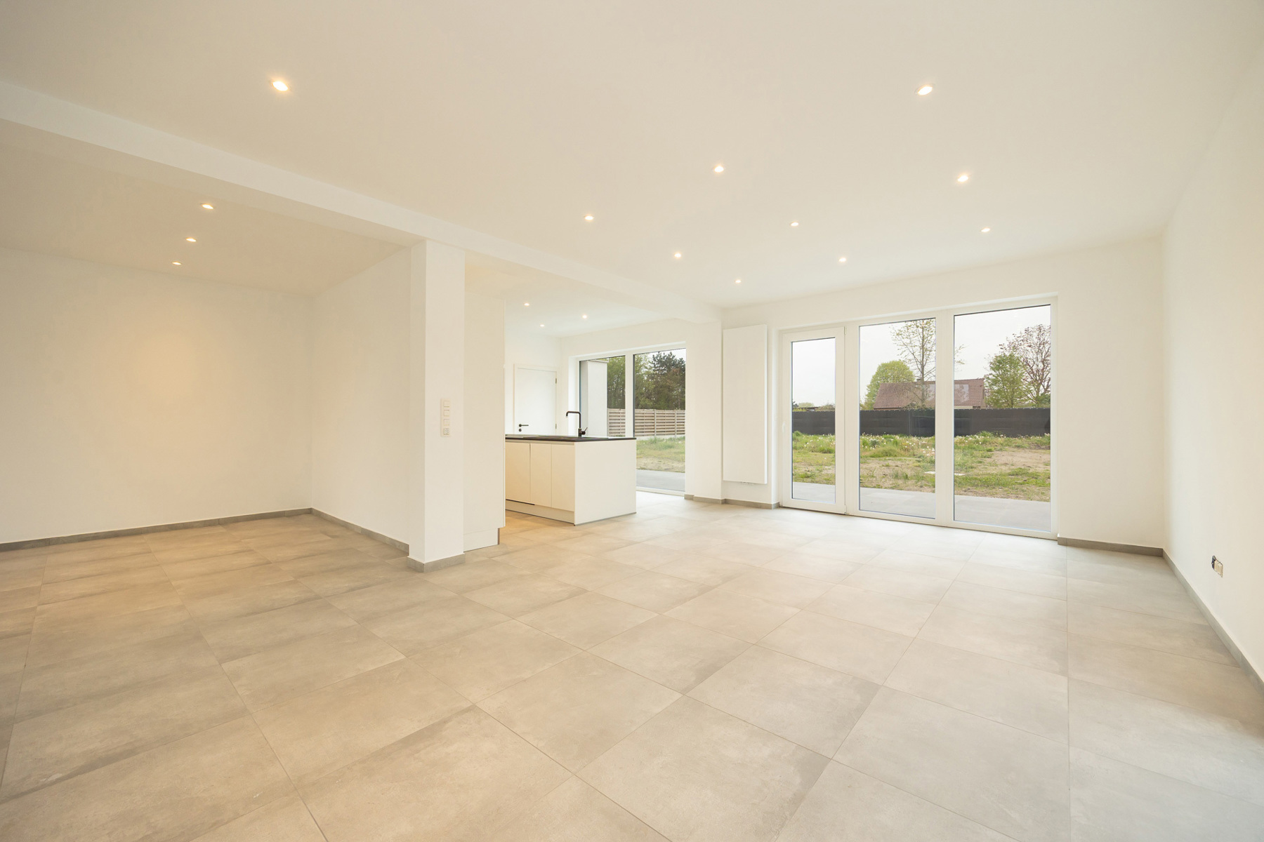 INSTAPKLARE RUIME HOB MET 4 SLPK EN ZUID-WESTTUIN - foto 3