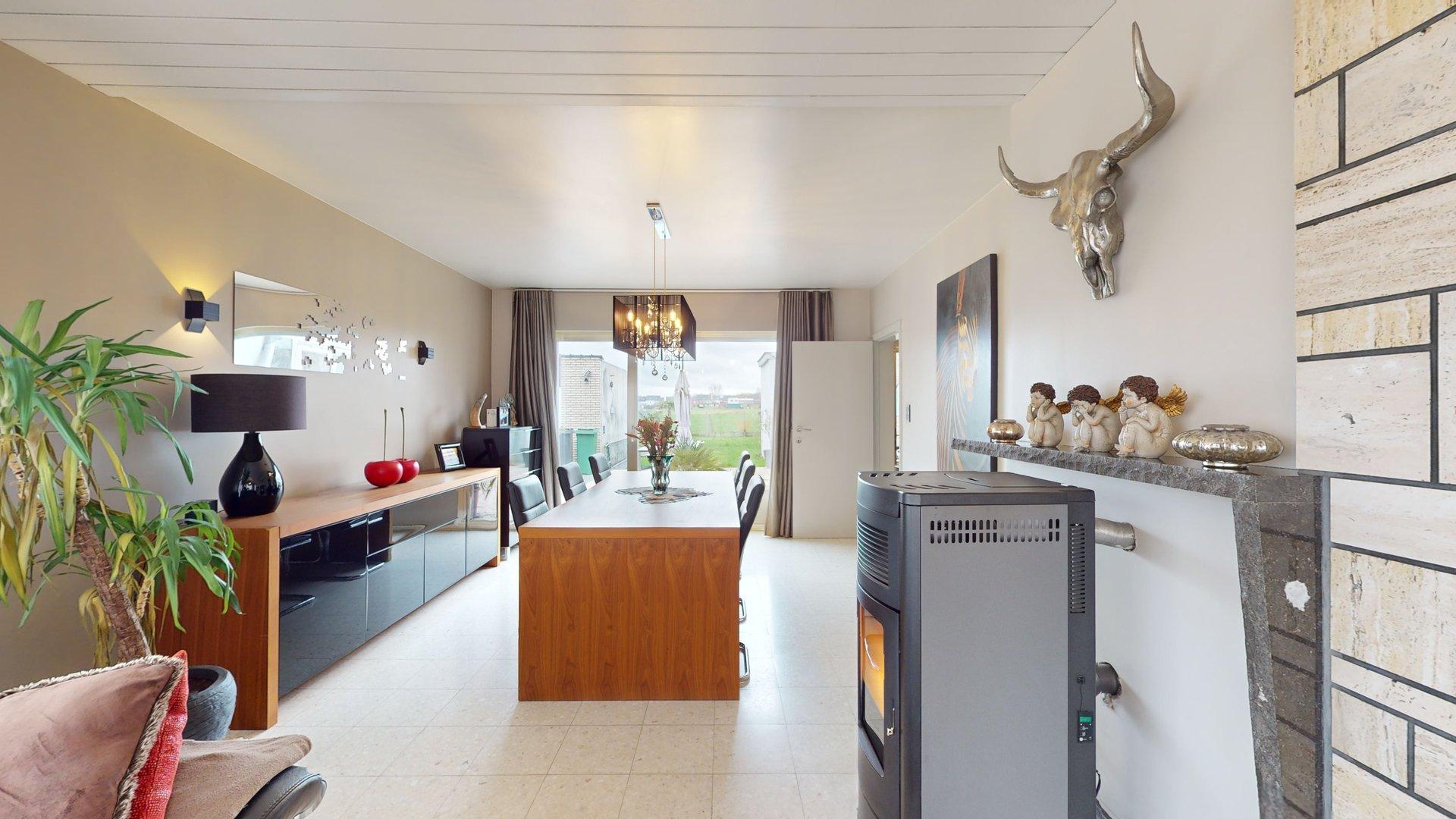 Huis te koop in Nieuwerkerken met 3 slaapkamers - foto 3