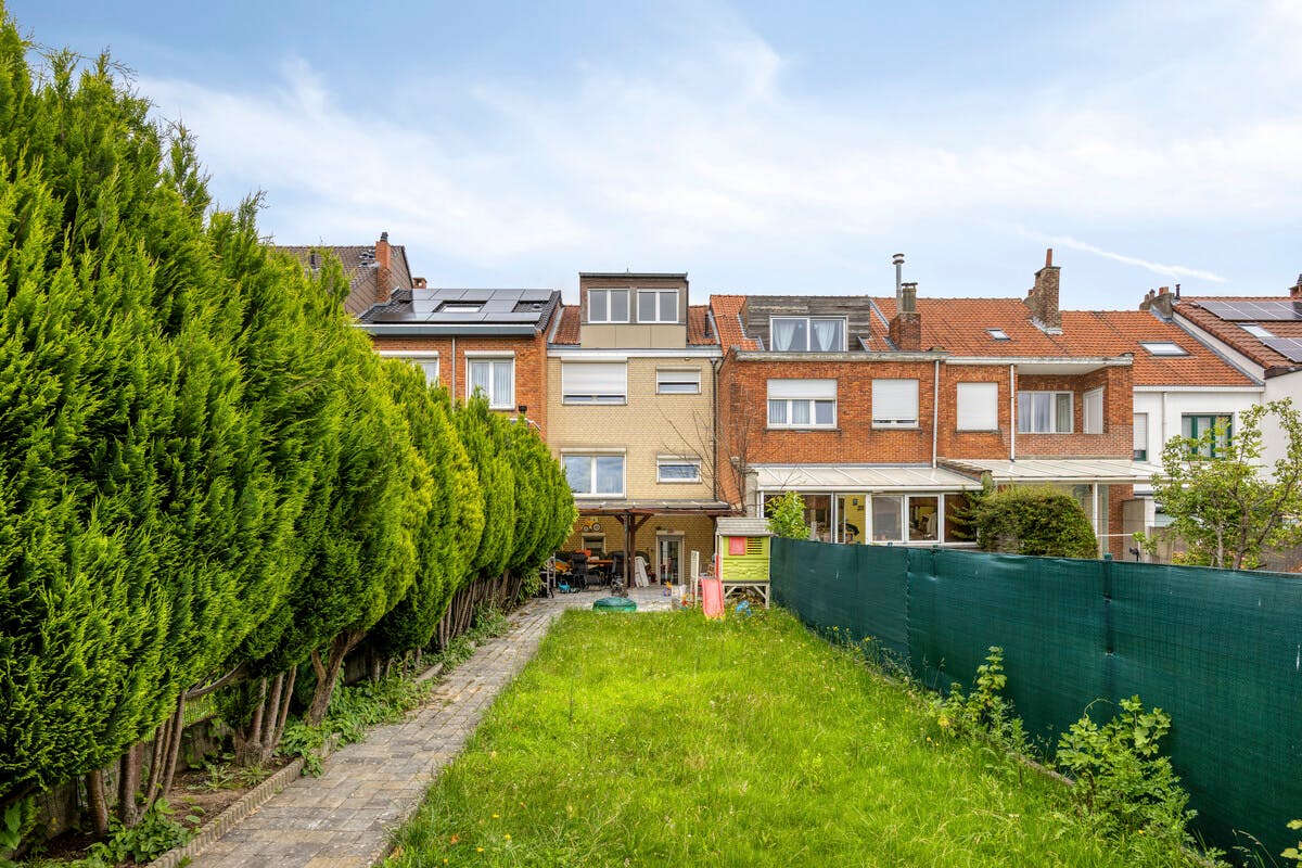 Maison familiale spacieuse avec garage et jardin ensoleillé à Strombeek-Bever - photo 4