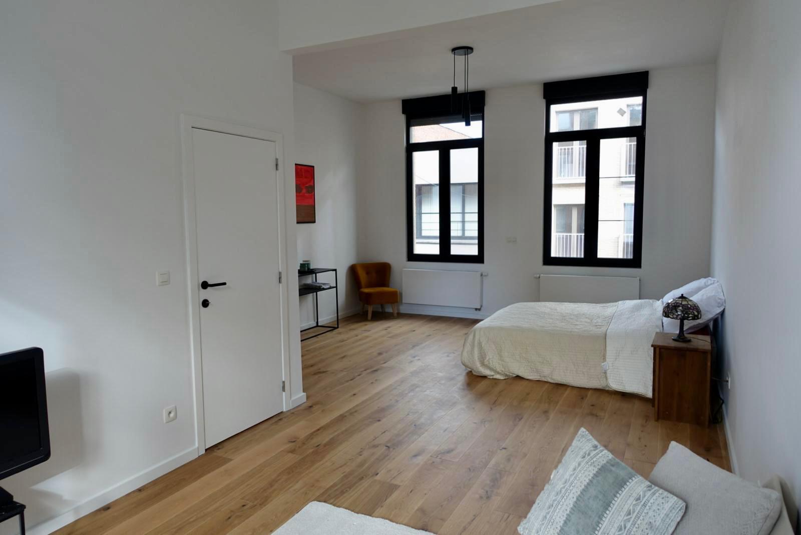Huis te koop in Antwerpen met 4 slaapkamers - foto 4