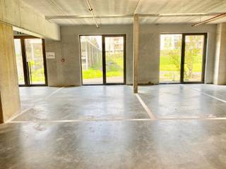 Parkeerplaats gelegen op de -1 verdieping van een recent gebouw met een uitstekende ligging.<br />Huur: €65/maand<br />Forfait kosten: €10/maand<br />Onmiddellijk beschikbaar