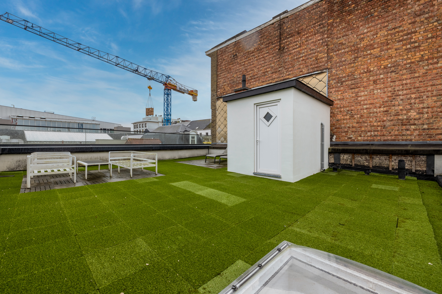 Groot drieslaapkamerappartement met 2 ruime dakterrassen! - foto 3