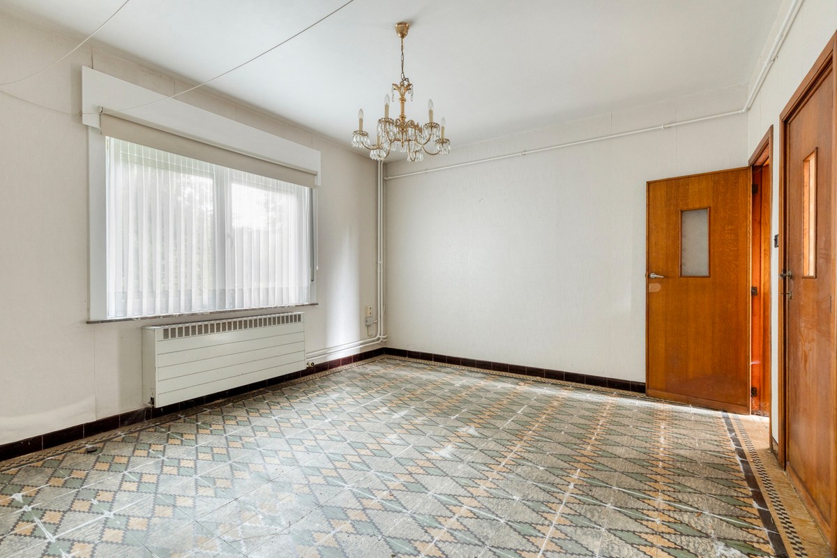 Ruime woning met veel potentieel op perceel van bijna 18 are - foto 5