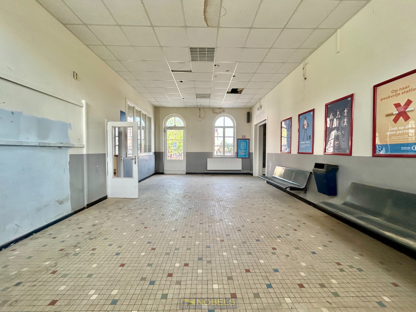 Te huur uniek, multifunctionele ruimte gelegen in station Ronse - foto 2