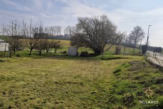 Deze gunstig gelegen zuidwest georiënteerde bouwgrond van 14are, is bestemd voor het bouwen van een vrijstaande woning.Het perceel is gelegen nabij...