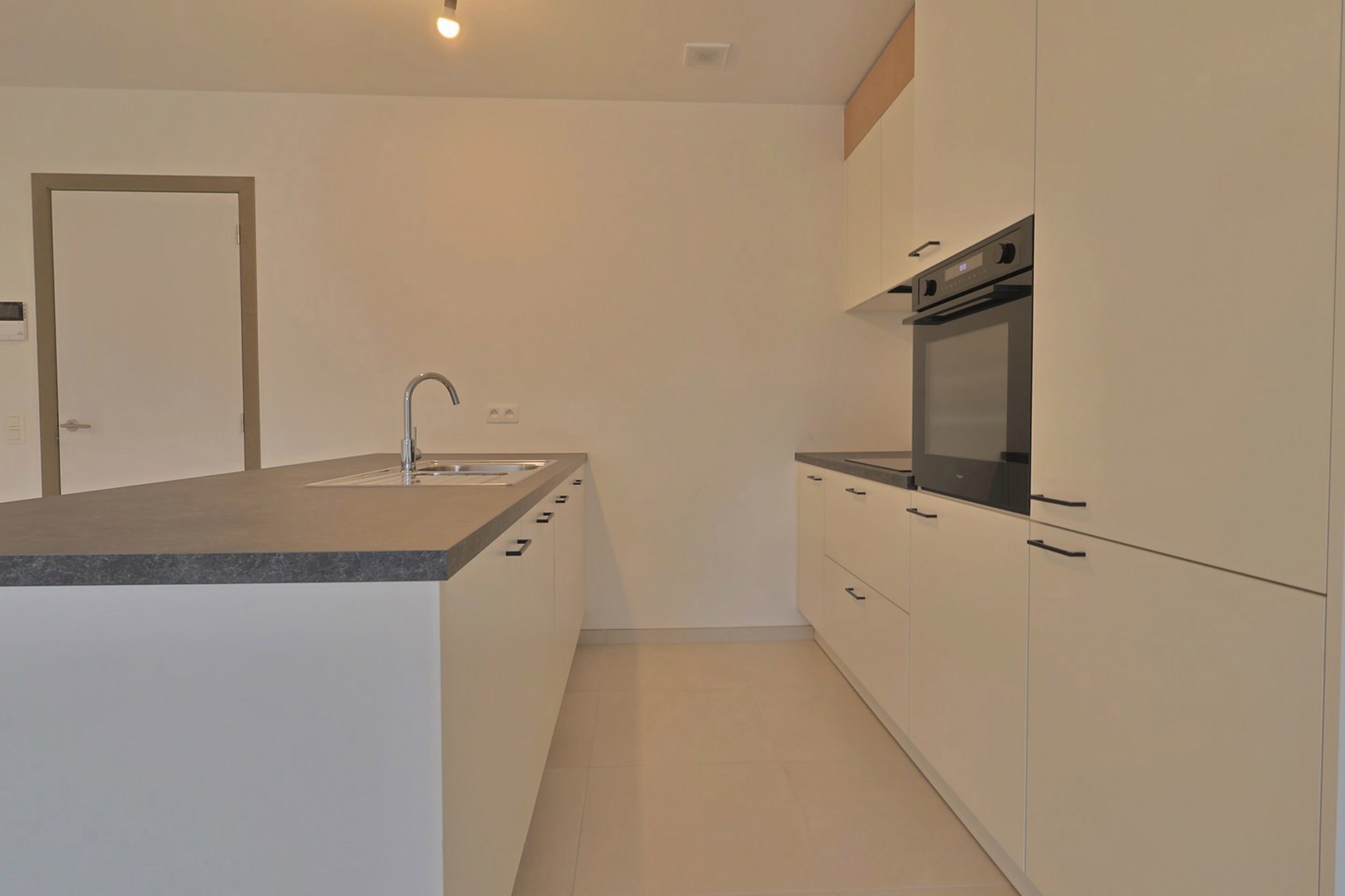 Nieuwbouw BEN 2-slaapkamerappartement met garage in Beveren - foto 3