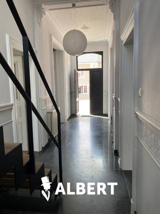 Deze flexibele industriesite bestaat uit 5 afzonderlijke units en biedt een breed scala aan mogelijkheden voor diverse bedrijven.Het complex...