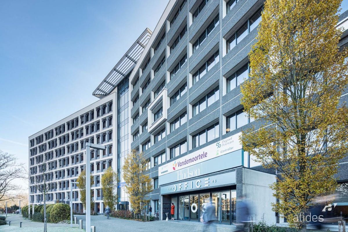 Offices (204 m² - 1,188 m²) near exit E17 in Ghent - photo 3