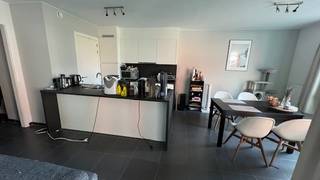 Dit instapklaar appartement is gelegen op de 1° verdieping in Dok Noord (rand van Gent), een super locatie (op wandelafstand van oa...