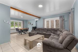 Deze charmante woning bevindt zich in een groene omgeving, ideaal voor wie houdt van privacy en natuur. Dankzij de ligging nabij...