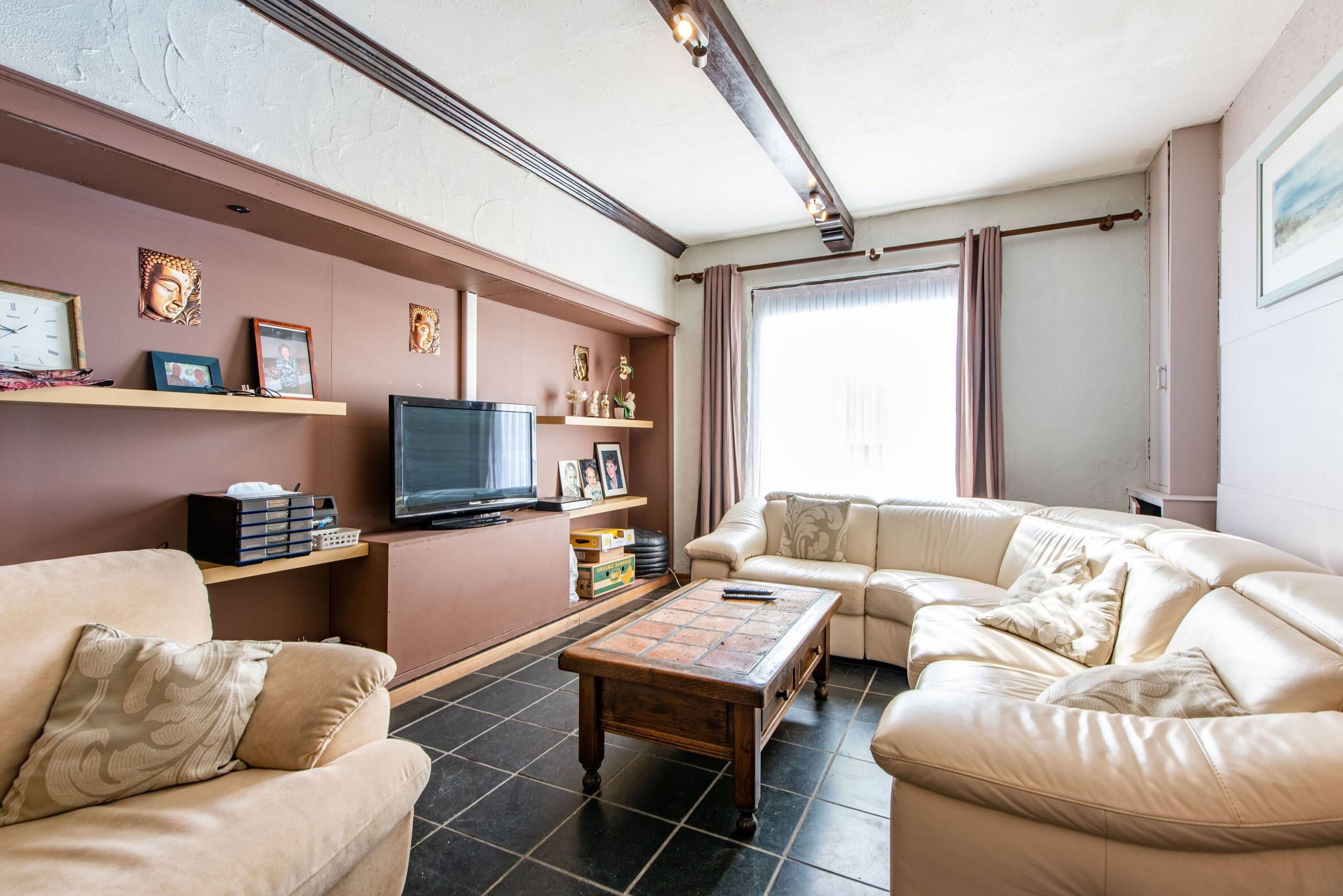 Knusse rijwoning met 2 slaapkamers te huur in het centrum van Diksmuide - foto 2