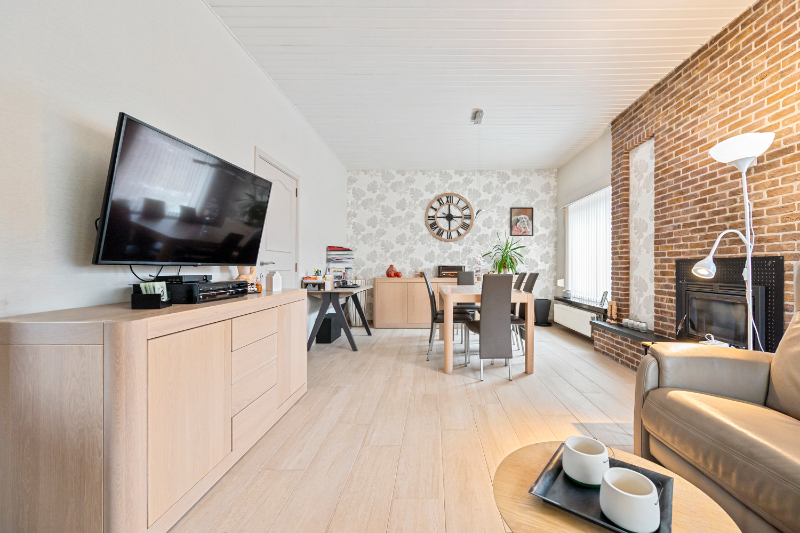 VRIJ RUIME ALLEENSTAANDE BUNGALOW MET  TOP LIGGING - foto 3