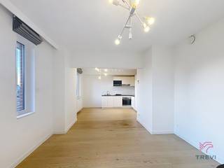 SCHAERBEEK, near Montgomery and Place Plasky, 2-bedroom apartment ± 90m² in a recent building located on the 5th floor with lift. It is composed...