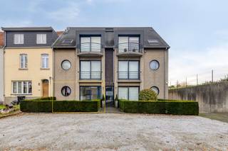 Découvrez cet appartement au rez-de-chaussée prêt à emménager avec 2 chambres. L'appartement est situé sur la route régionale N405 Aalst/Ninove,...