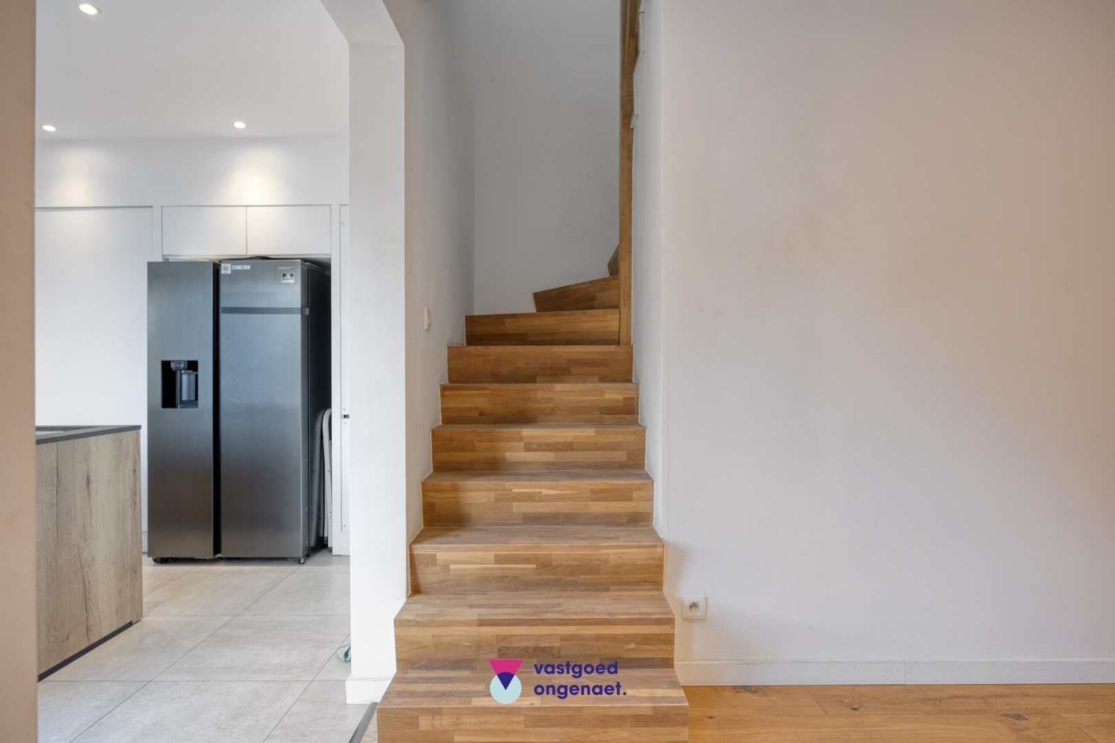Instapklare, gerenoveerde open bebouwing op toplocatie in Oostakker - foto 4