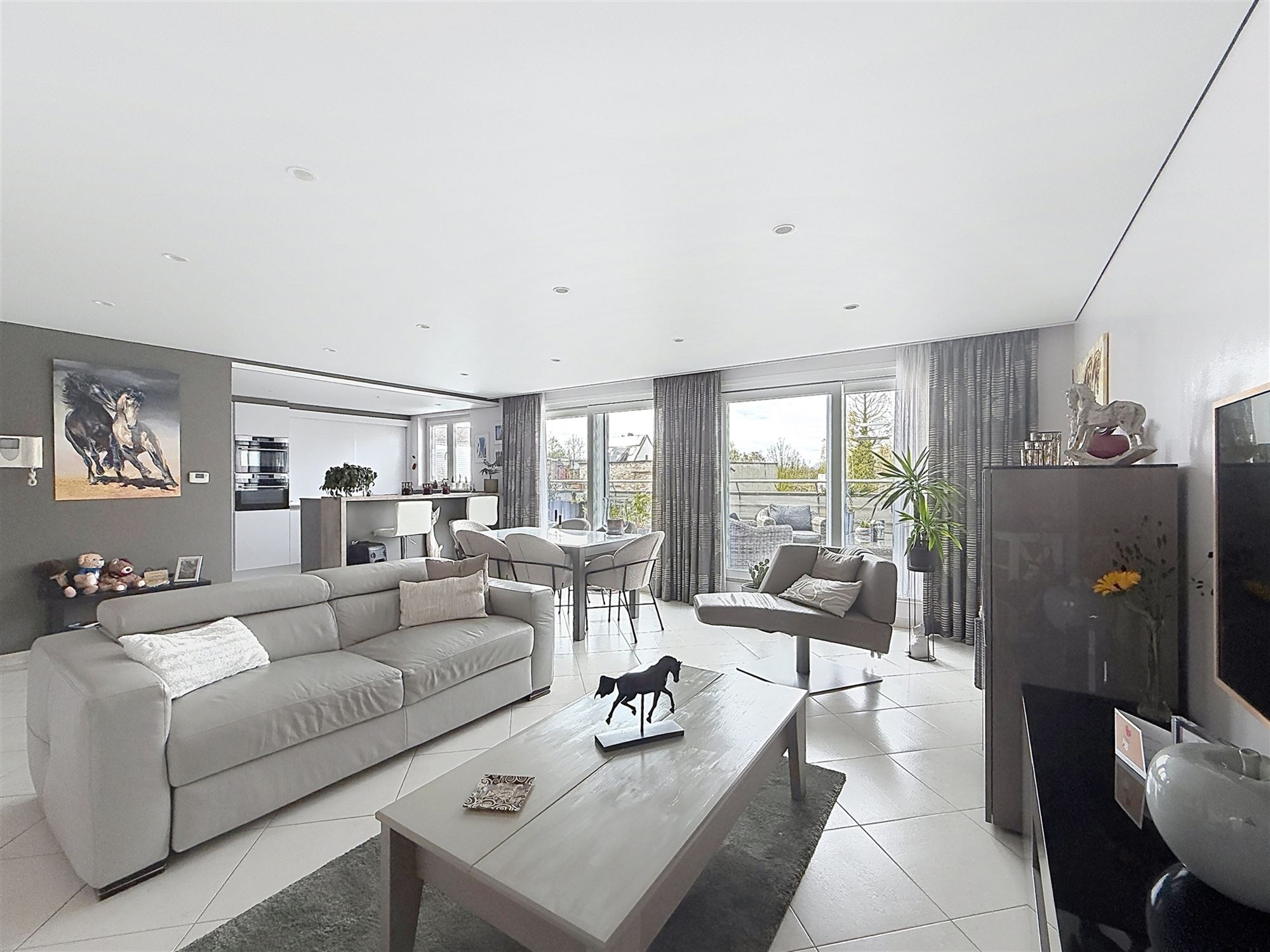 Instapklaar 2 slpk appartement met groot terras en garage - foto 2