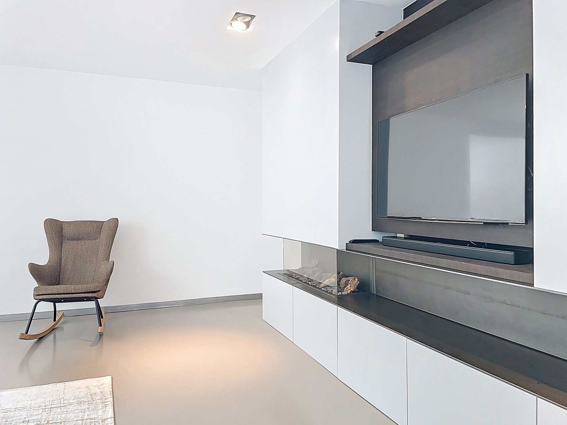 Moderne halfopen bebouwing met tuin - foto 5