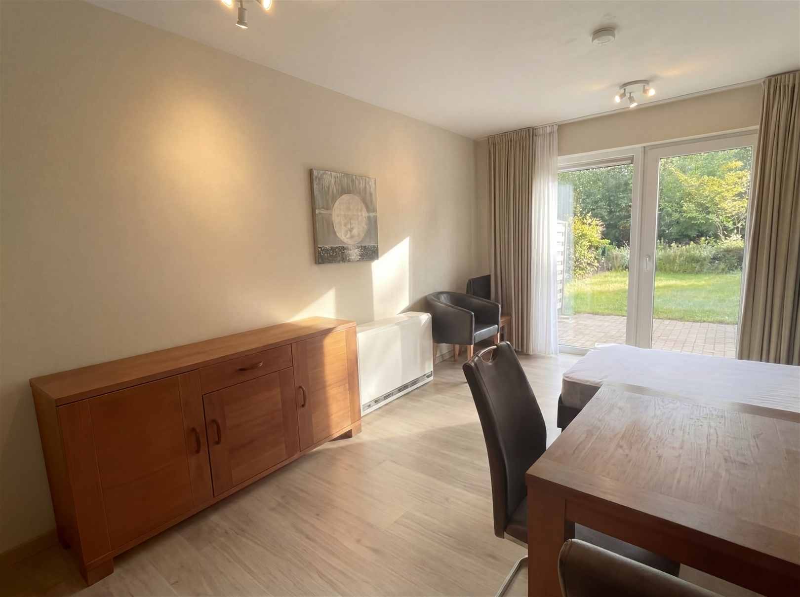 Gemeubelde studio met groot terras! - foto 4