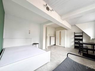 Op zoek naar een knus en instapklaar appartement in het centrum van Leuven?Dit gezellig en gemeubeld appartement, gelegen in de levendige...
