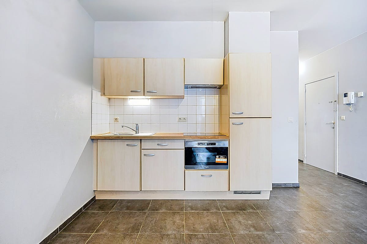 Te koop pre-sale : 2 slpk appt met balkon -  Emile Jacqmain - foto 4