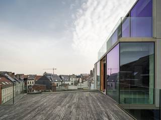 Domus Aurea - internationaal bekroonde wereldarchitectuur van Govaert en Vanhoutte Architecten. Exclusieve triplex penthouse (ca. 440 m² bvo) met...