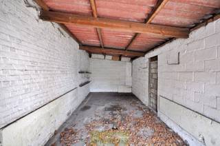 Deze garagebox bevindt zich in de Heestertstraat te Avelgem, deelgemeente Outrijve. Goed gelegen op slechts enkele minuten van het centrum van...