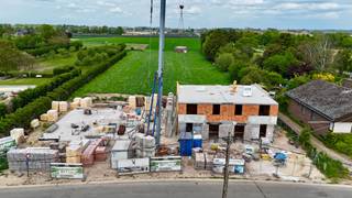 LUXUEUS NIEUWBOUWPROJECT GIJSKENSVELD  Te koop: 4 moderne, energiezuinige halfopen woningen op een ruim perceel in Rotem (Dilsen-Stokkem) Adres:...