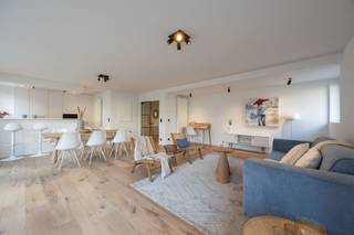 Vous cherchez un appartement spacieux et prêt à être emménagé ? Avec le Boelaerpark comme jardin arrière ? Vous rafraîchir dans le magnifique étang...