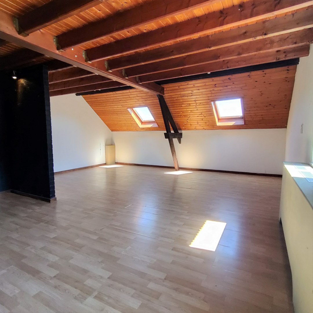 Recent opgefrist appartement met 2 slaapkamers te Geel - foto 4