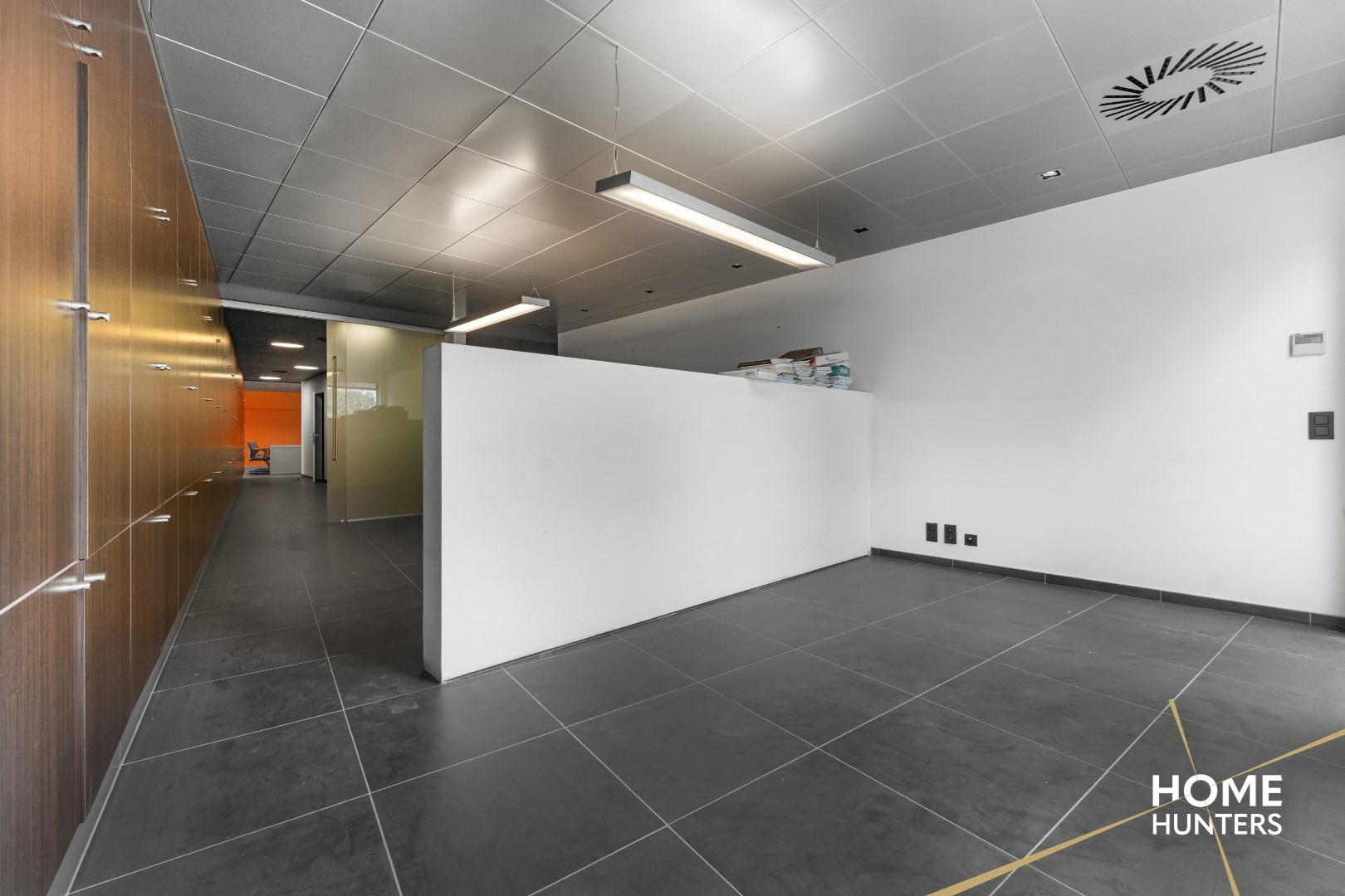 Commercial for rent in Ypres - photo 5