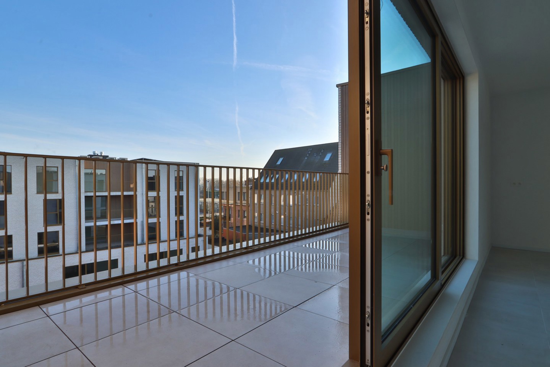 BEN-appartement met 2 slpks nabij 't station van Beveren - foto 4