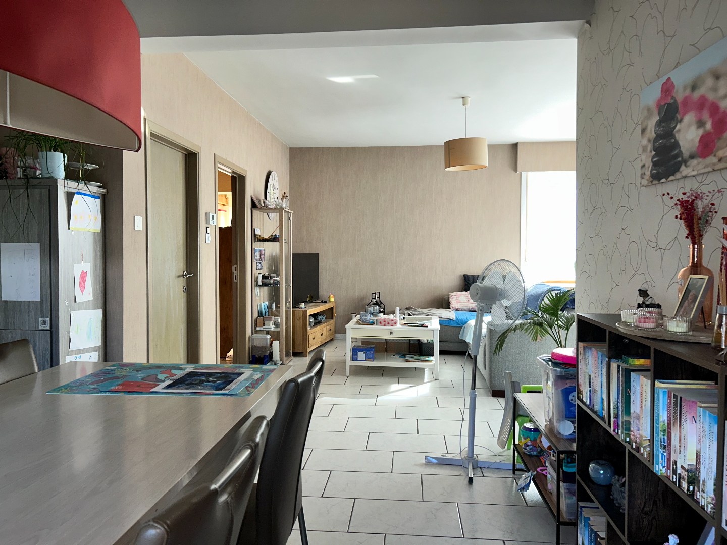 Degelijke en ruime gezinswoning met garage en tuin op 702m² - foto 5